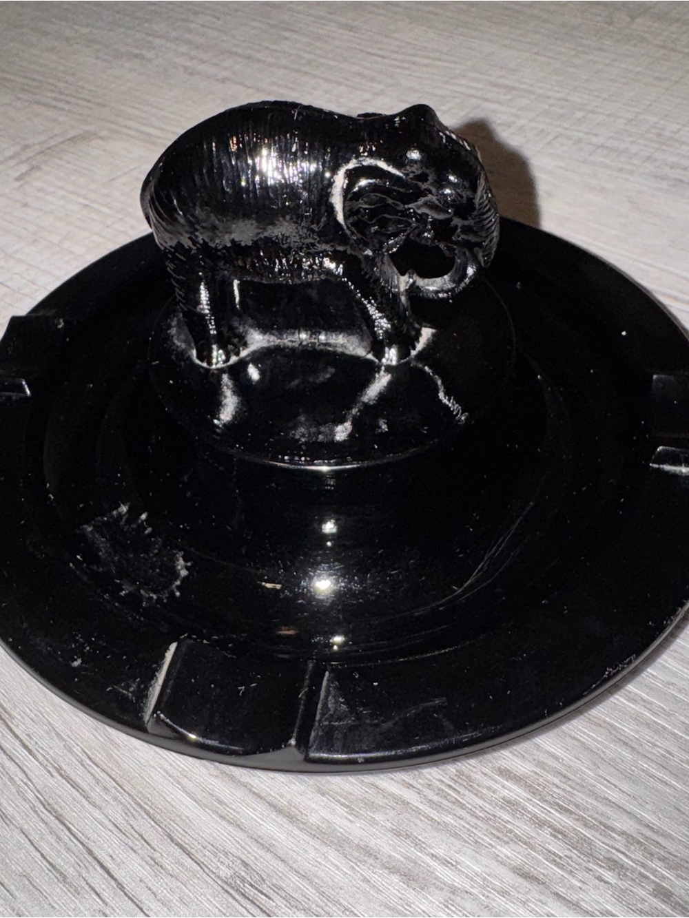 Vintage L.E. Smith Elephant Ashtray Black Amethyst Depression Glass~ 6” Diameter